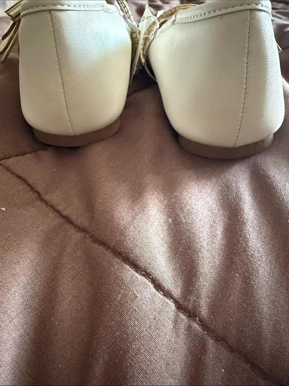 Zara Girls' Ivory Mary Jane Shoes with Gold Bow Strap *NWT*
